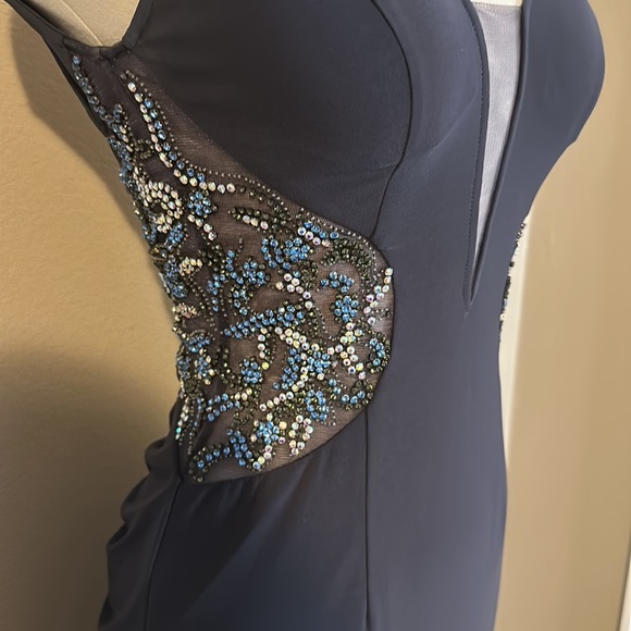 JOVANI Navy Plunging Neckline Gown with Gorgeous Rhinestone Detailing Size 2 - Picture 4 of 16